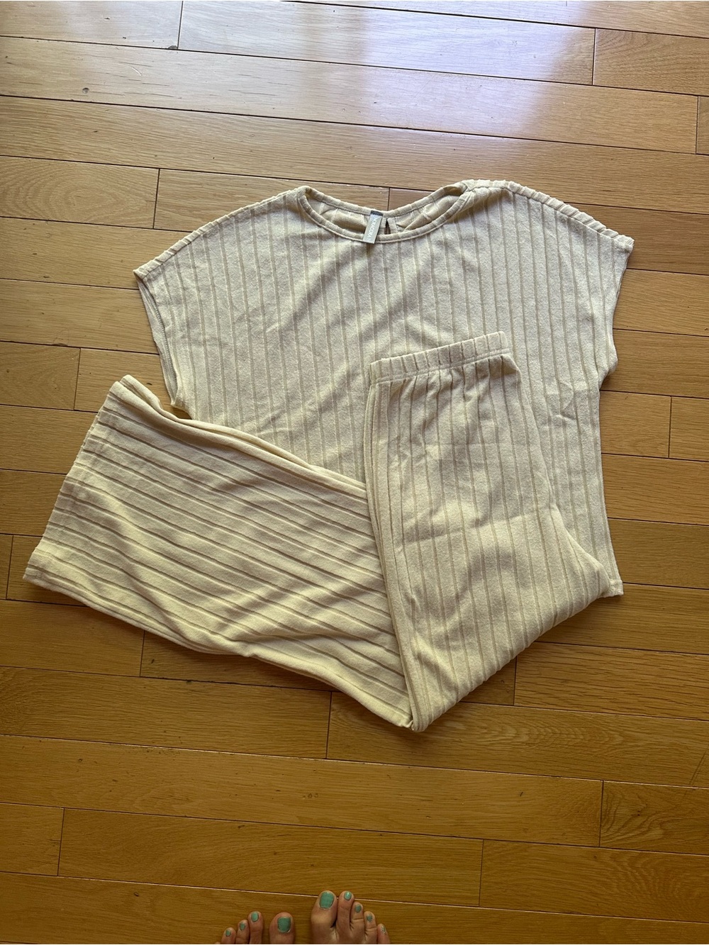 Noracora Soft Ribbed Women's Loungewear Set in Light Beige